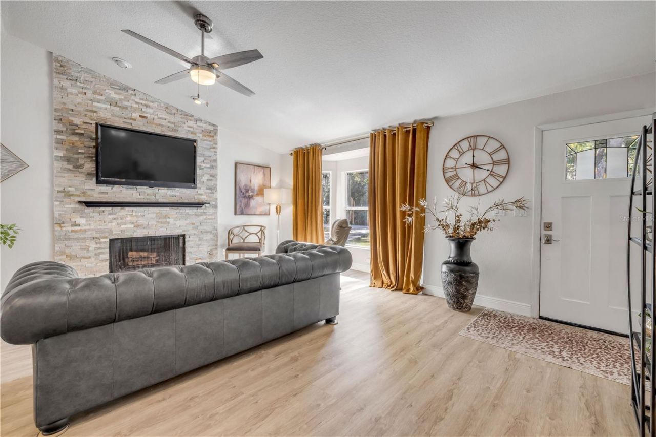 223 W Ariel Road, Edgewater, FL 32141 Photo