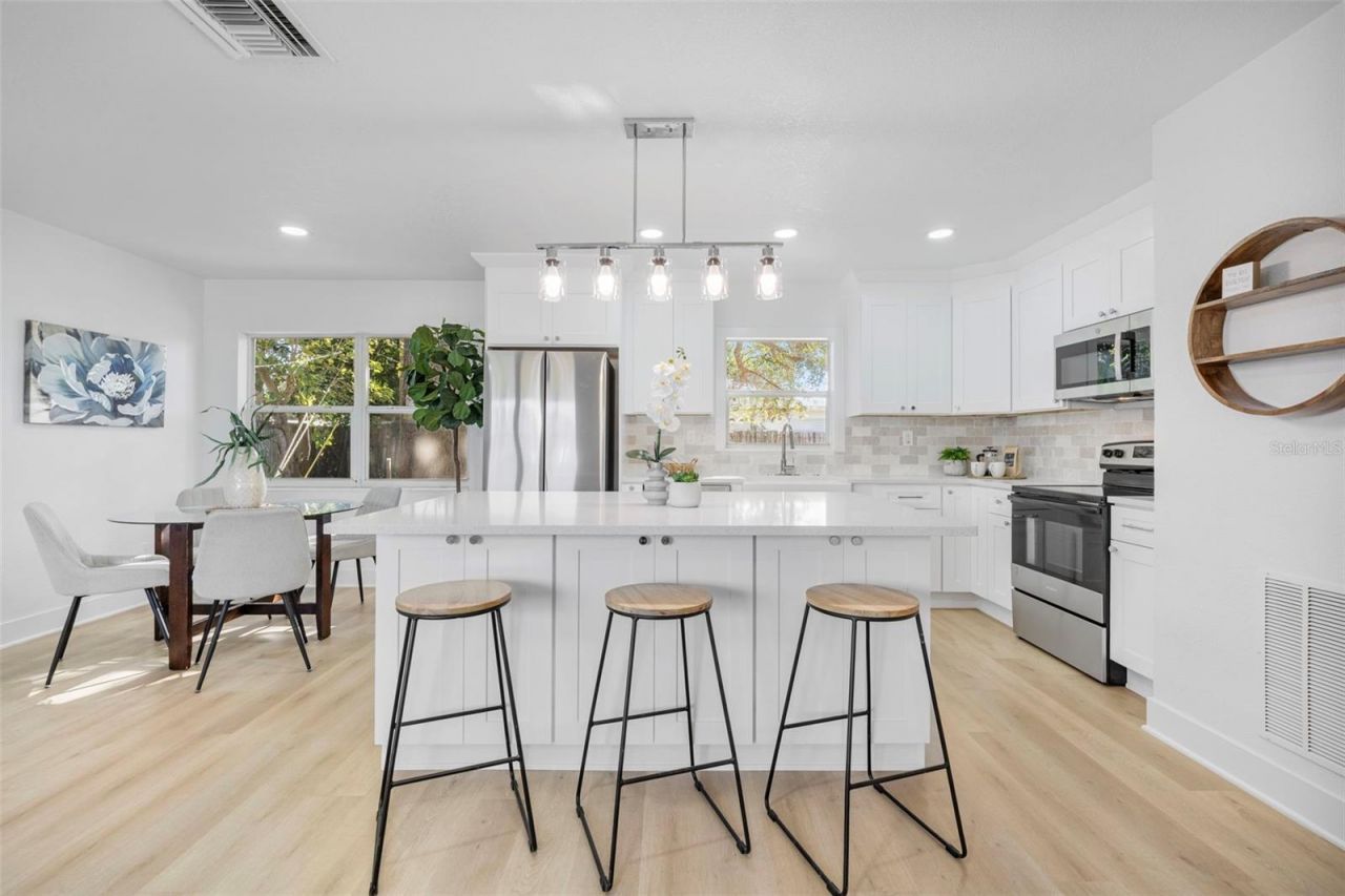 1792 77th Avenue N, Saint Petersburg, FL 33702 Photo