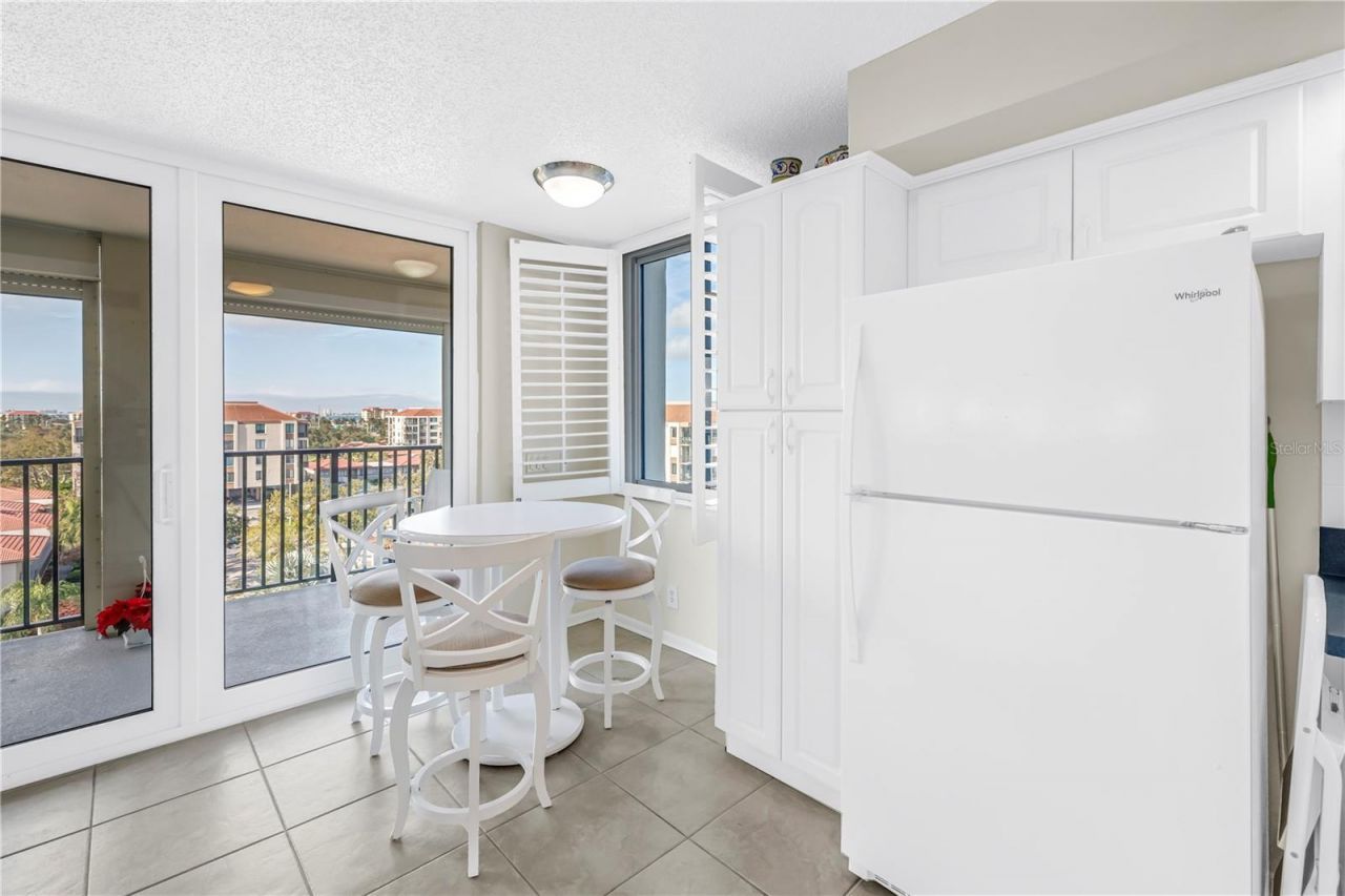 6322 Palma Del Mar Boulevard S, Unit 706, Saint Petersburg, FL 33715 Photo