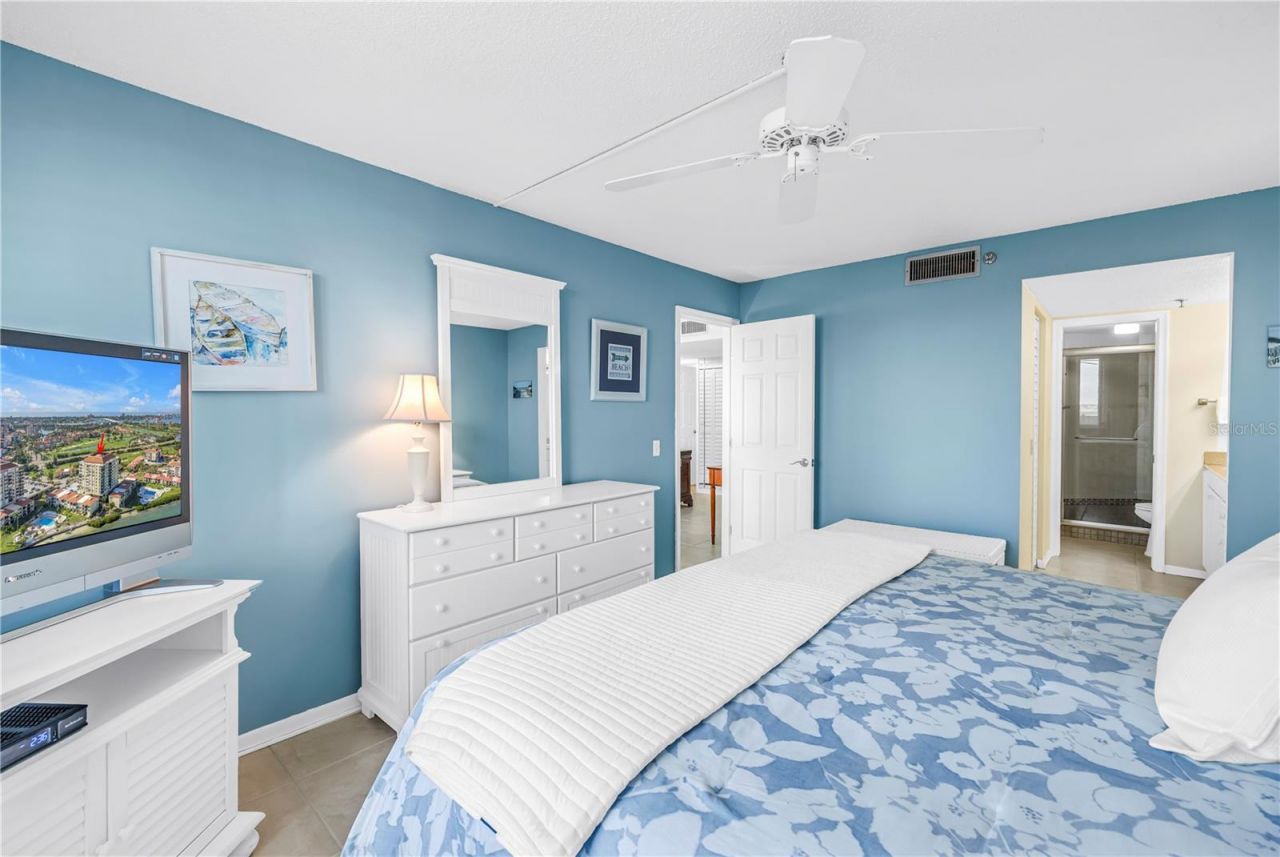 6322 Palma Del Mar Boulevard S, Unit 706, Saint Petersburg, FL 33715 Photo