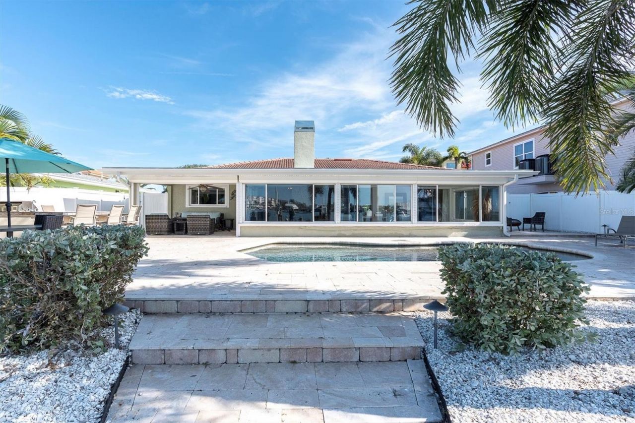 17352 Kennedy Drive, North Redington Beach, FL 33708 Photo