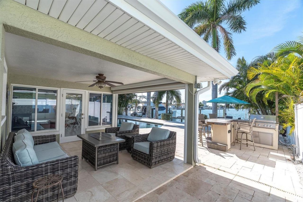 17352 Kennedy Drive, North Redington Beach, FL 33708 Photo