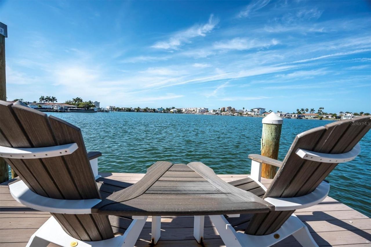 17352 Kennedy Drive, North Redington Beach, FL 33708 Photo