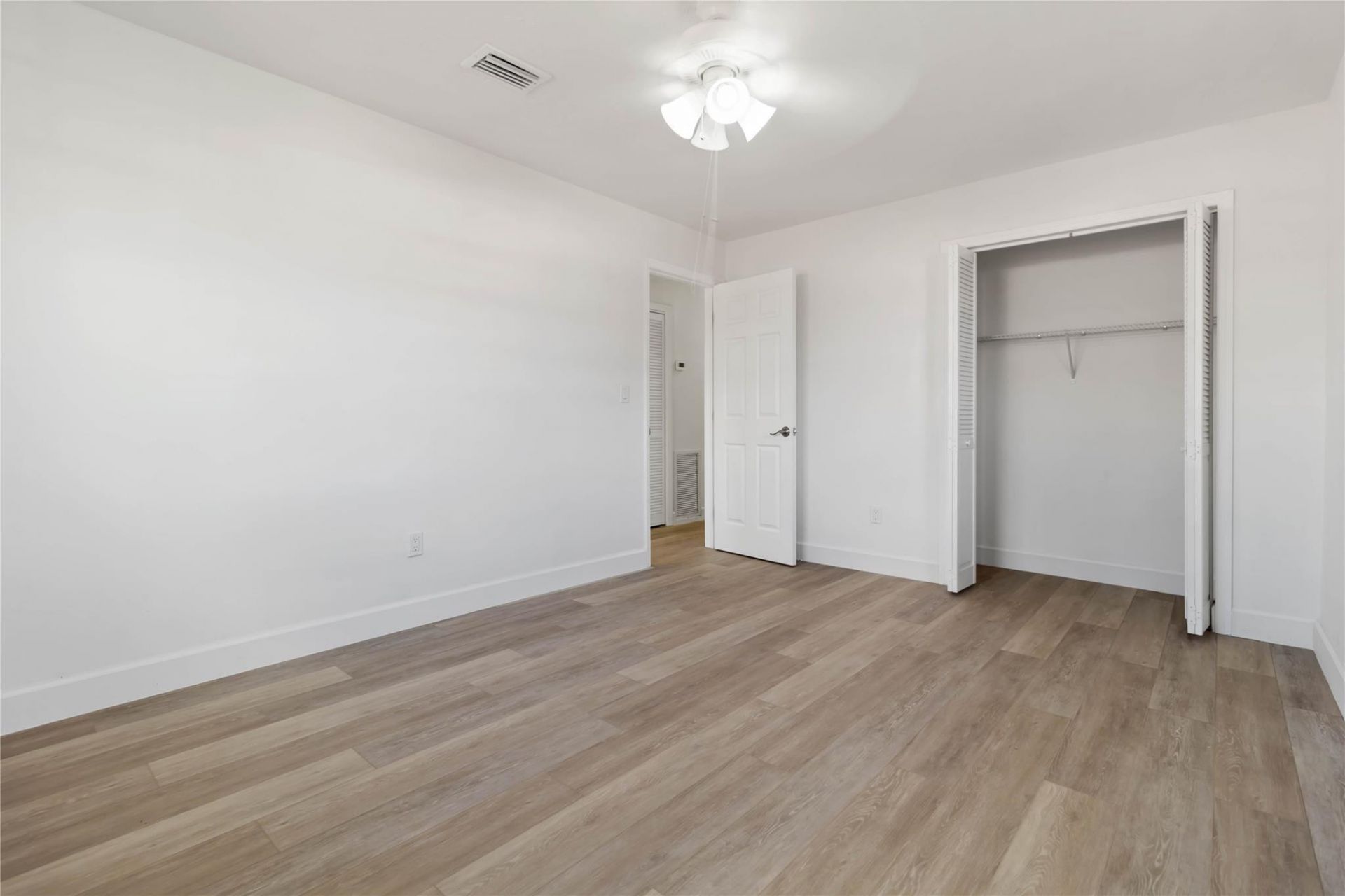 7040 SW 16th Street, Pembroke Park, FL 33023 Photo