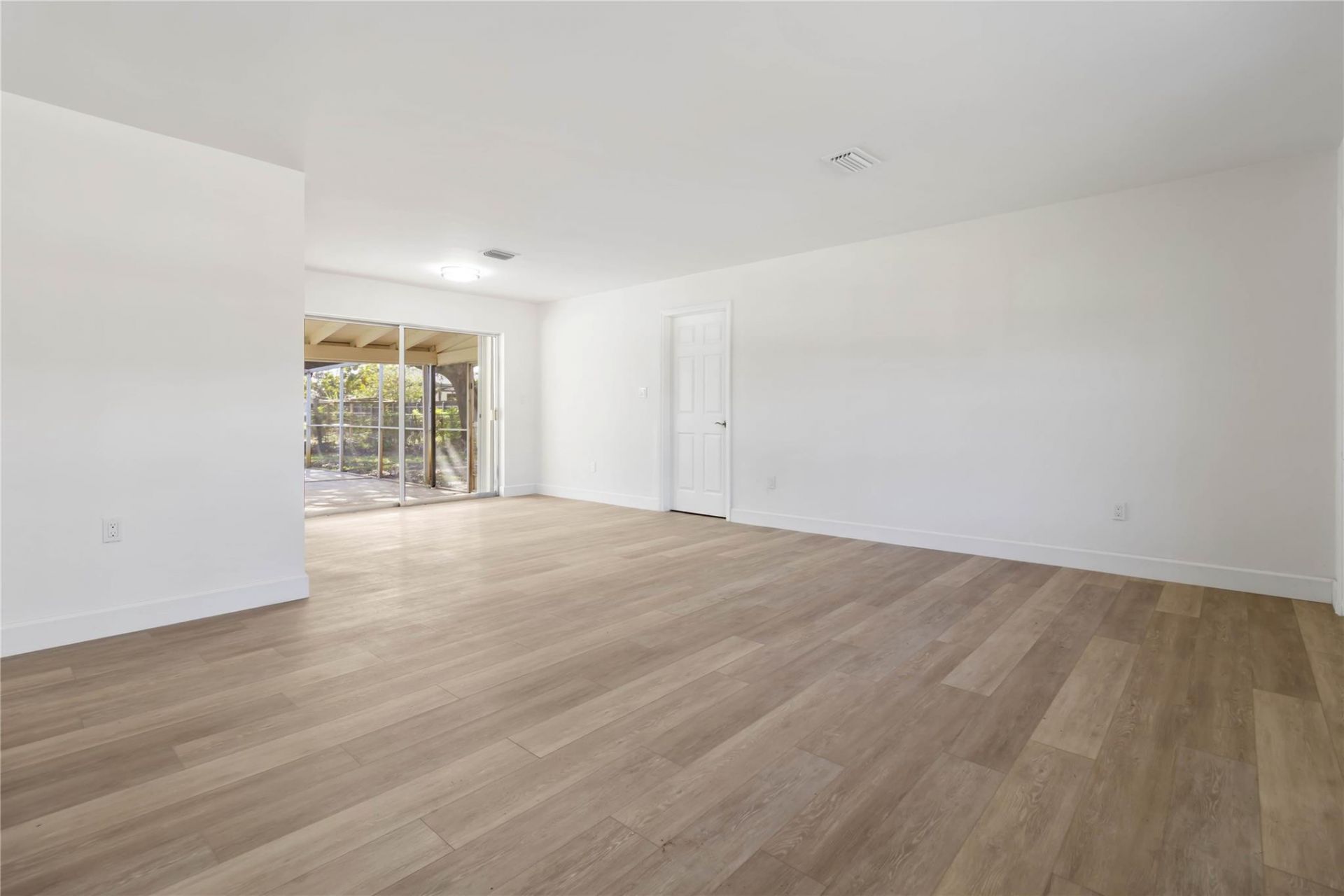 7040 SW 16th Street, Pembroke Park, FL 33023 Photo