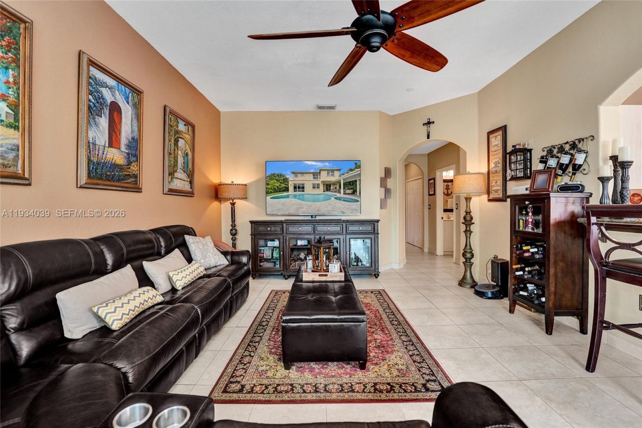 5337 SW 131st Ter, Miramar, FL 33027 Photo