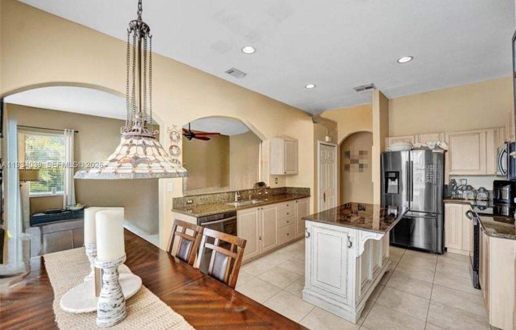 5337 SW 131st Ter, Miramar, FL 33027 Photo