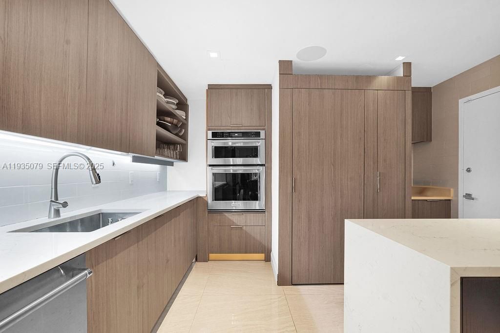 10155 Collins Ave, Unit 1106, Bal Harbour, FL 33154 Photo