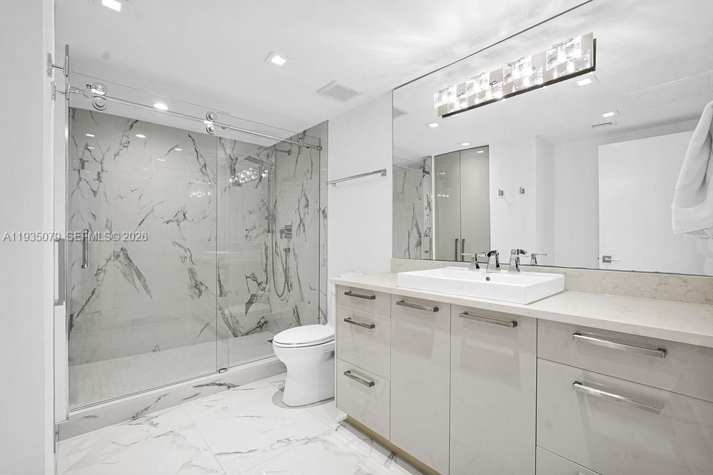 10155 Collins Ave, Unit 1106, Bal Harbour, FL 33154 Photo