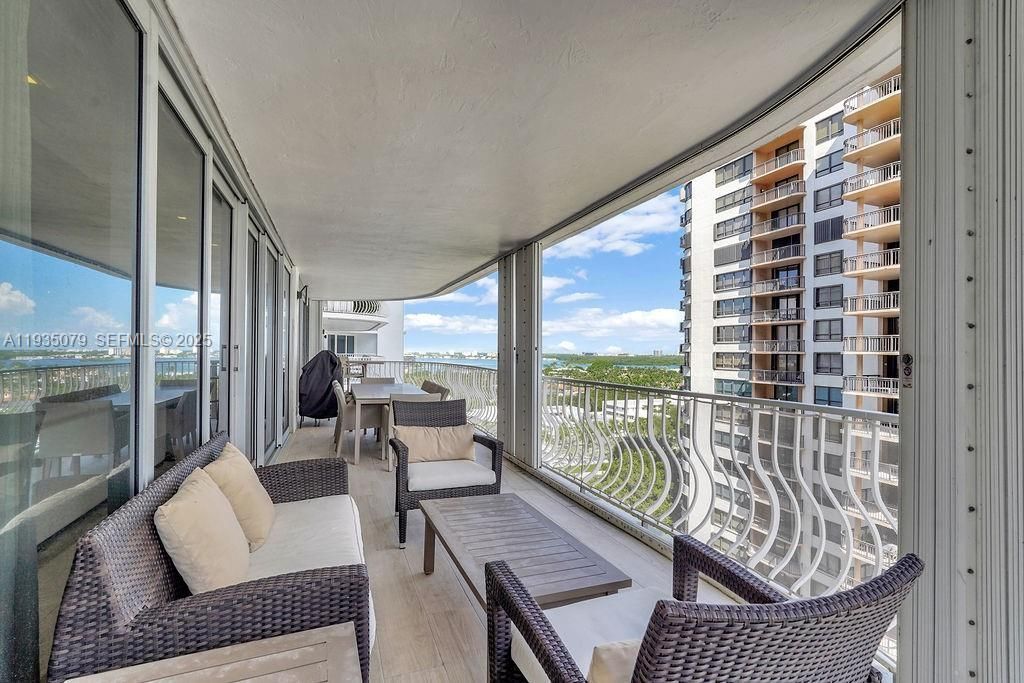 10155 Collins Ave, Unit 1106, Bal Harbour, FL 33154 Photo