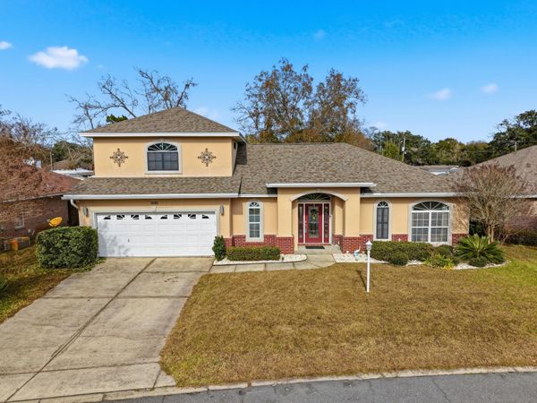 1961 Chesapeake Ridge, Fort Walton Beach, FL 32547
