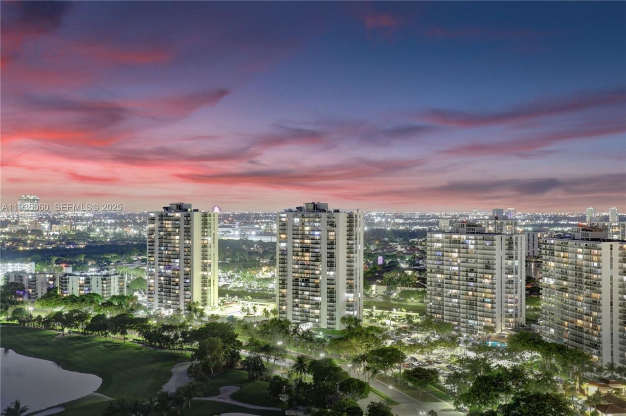 20185 E Country Club Dr, Unit 2209, Aventura, FL 33180 Photo