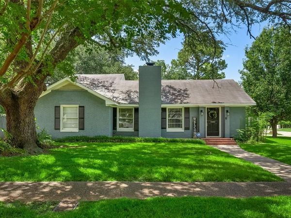 381 Leo Avenue , Shreveport, LA 71105