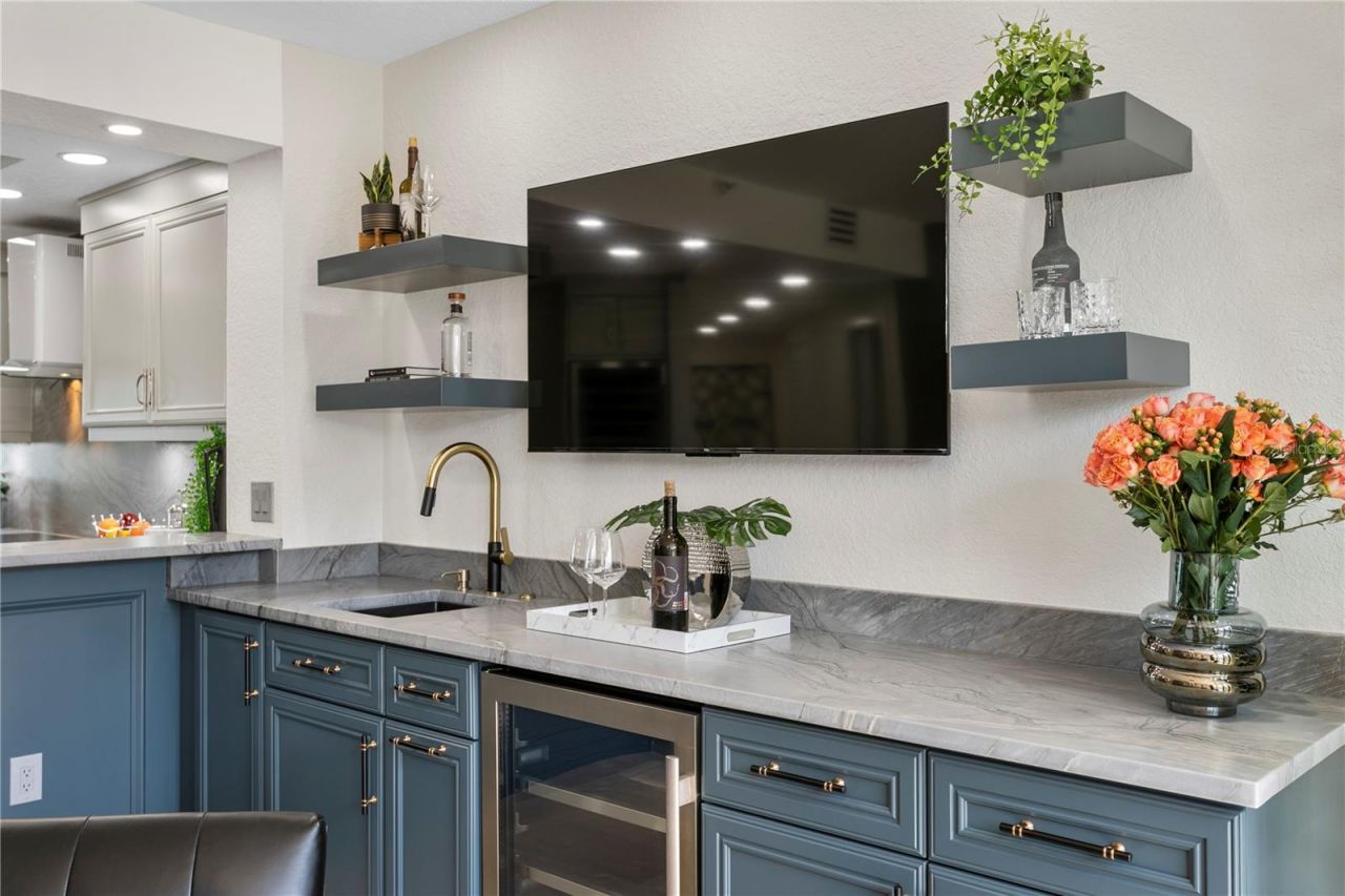 4951 Bacopa Lane S, Unit 103, Saint Petersburg, FL 33715 Photo