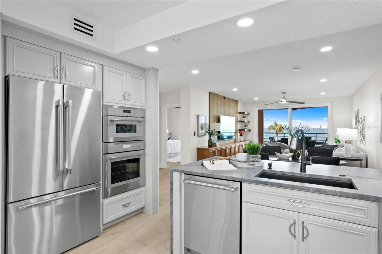 4951 Bacopa Lane S, Unit 103, Saint Petersburg, FL 33715 Photo