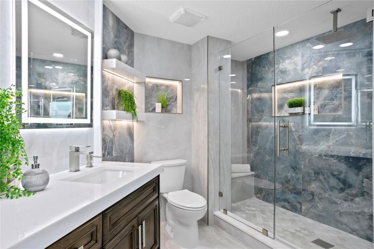 4951 Bacopa Lane S, Unit 103, Saint Petersburg, FL 33715 Photo