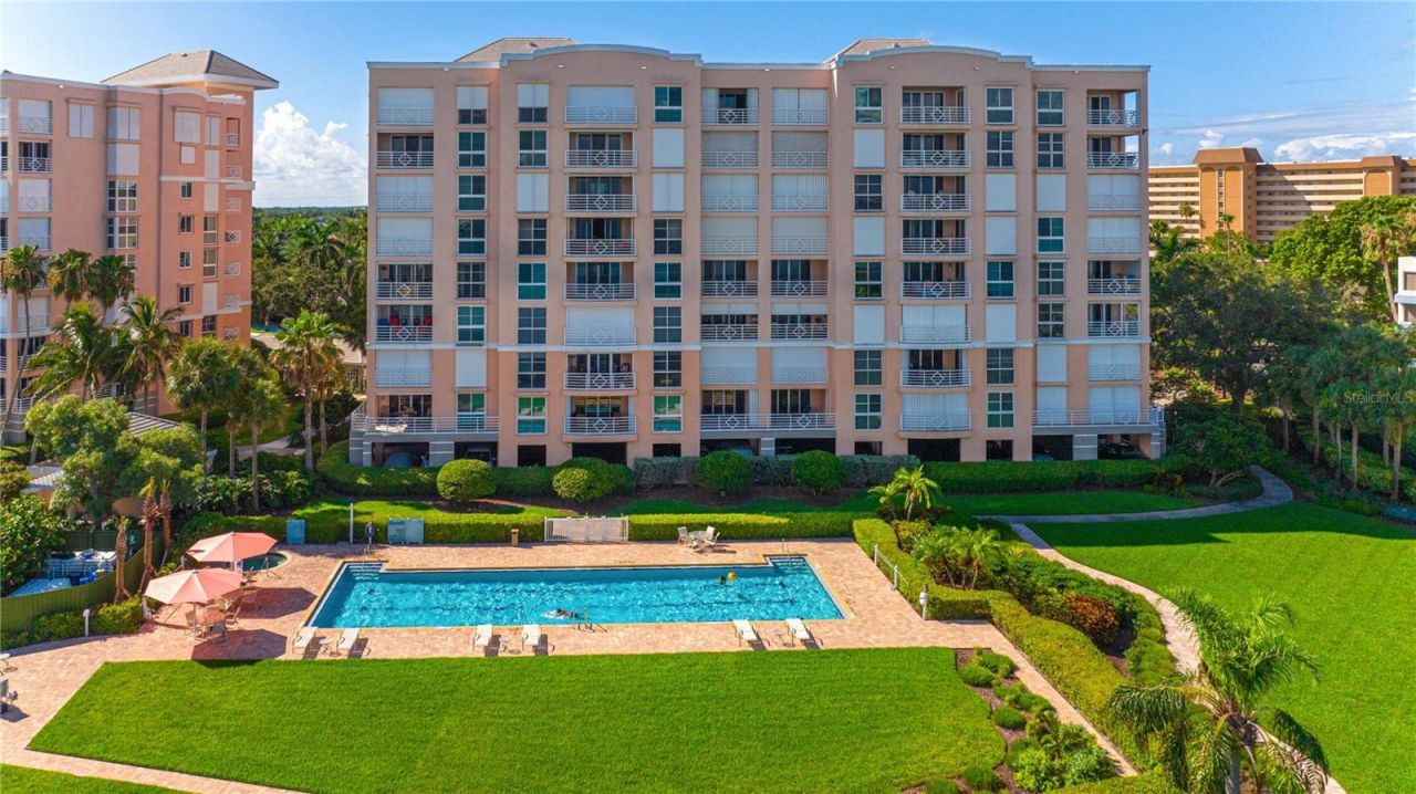 4951 Bacopa Lane S, Unit 103, Saint Petersburg, FL 33715 Photo