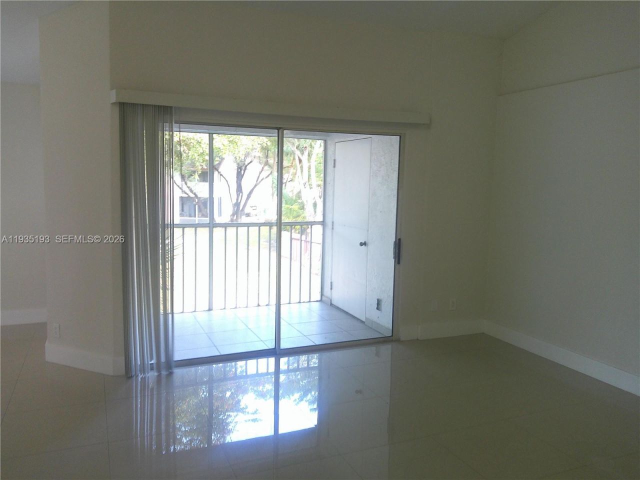 9215 SW 141st Pl, Unit 9215, Miami, FL 33186 Photo