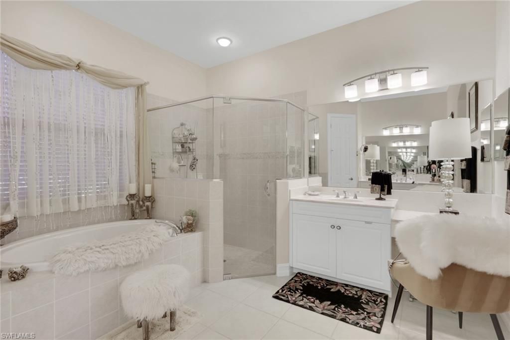 12525 Fairmont Dr, Fort Myers, FL 33913 Photo