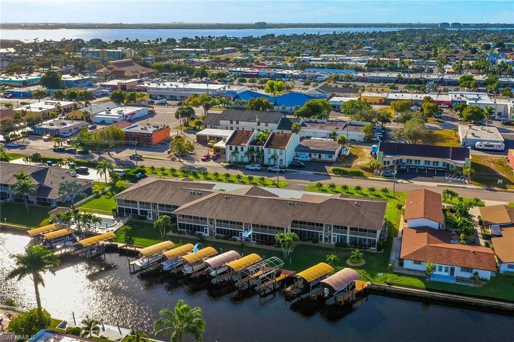 1317 SE 46th Ln, Unit 104, Cape Coral, FL 33904 Photo