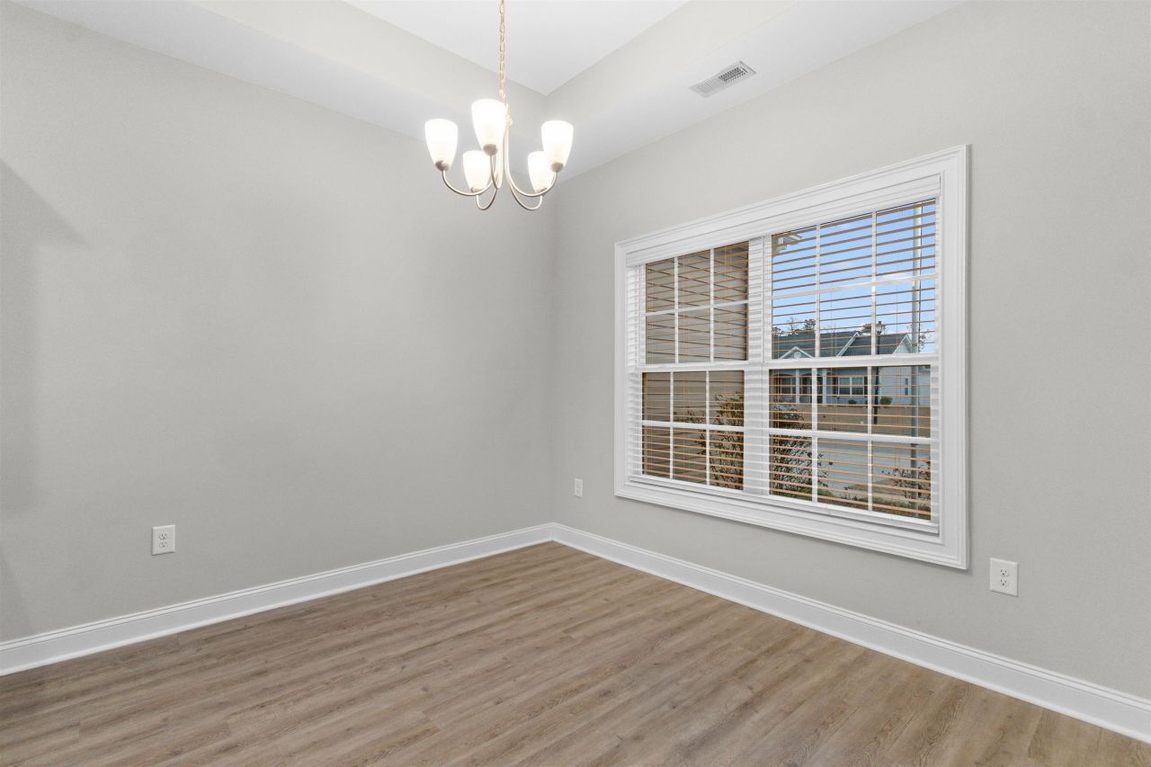 208 Baylee Circle Photo 11