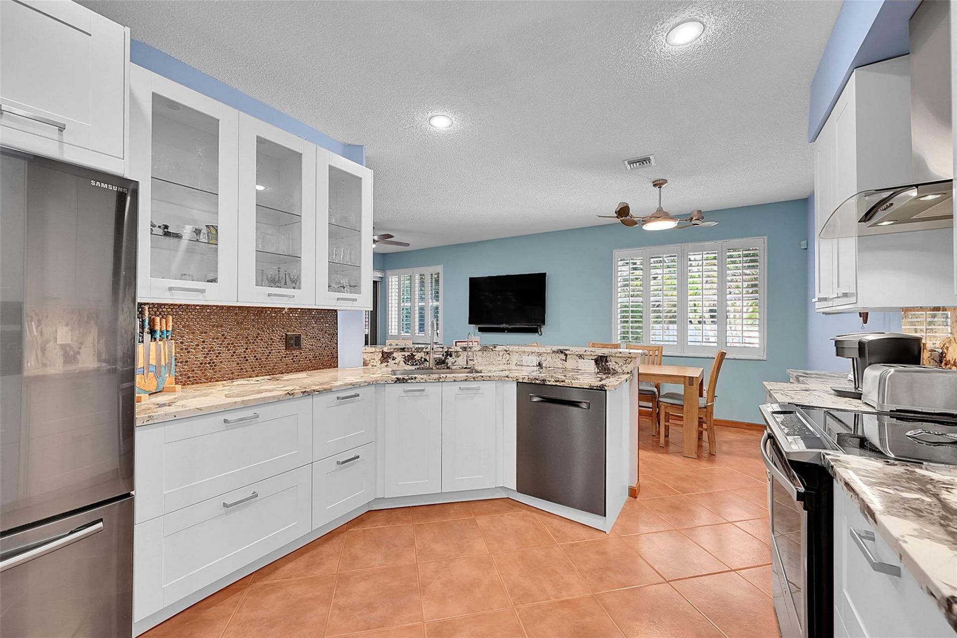 2922 Port Royale Lane, Unit 2922, Fort Lauderdale, FL 33308 Photo