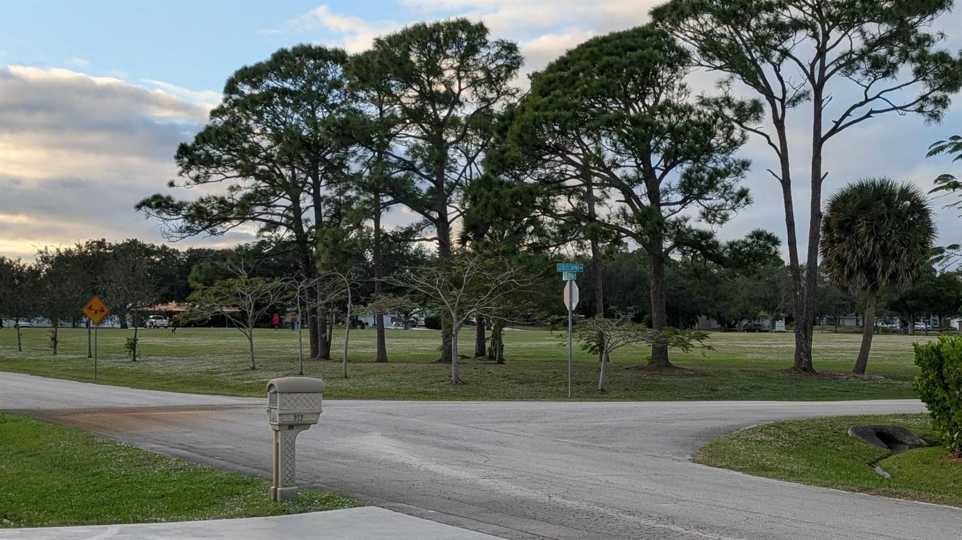 522 NW La Brea Avenue, Port Saint Lucie, FL 34983 Photo