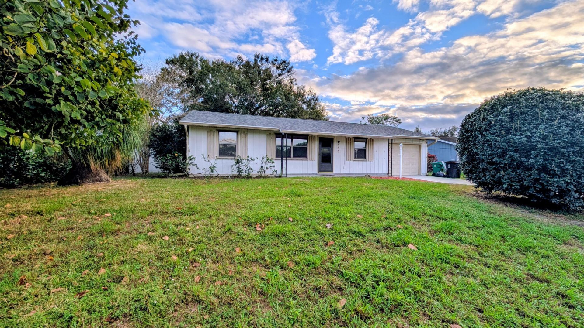 522 NW La Brea Avenue, Port Saint Lucie, FL 34983 Photo