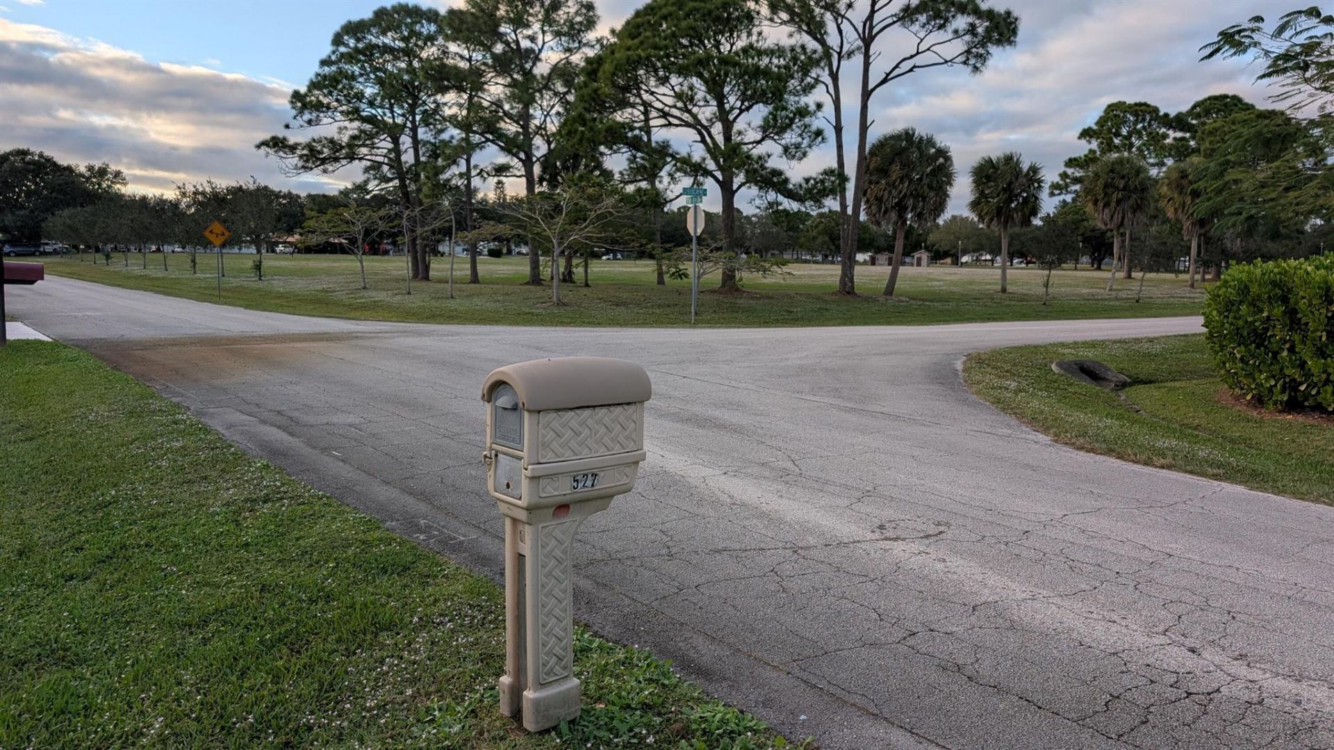 522 NW La Brea Avenue, Port Saint Lucie, FL 34983 Photo