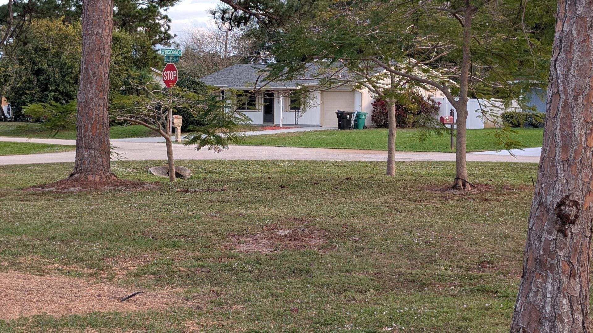 522 NW La Brea Avenue, Port Saint Lucie, FL 34983 Photo