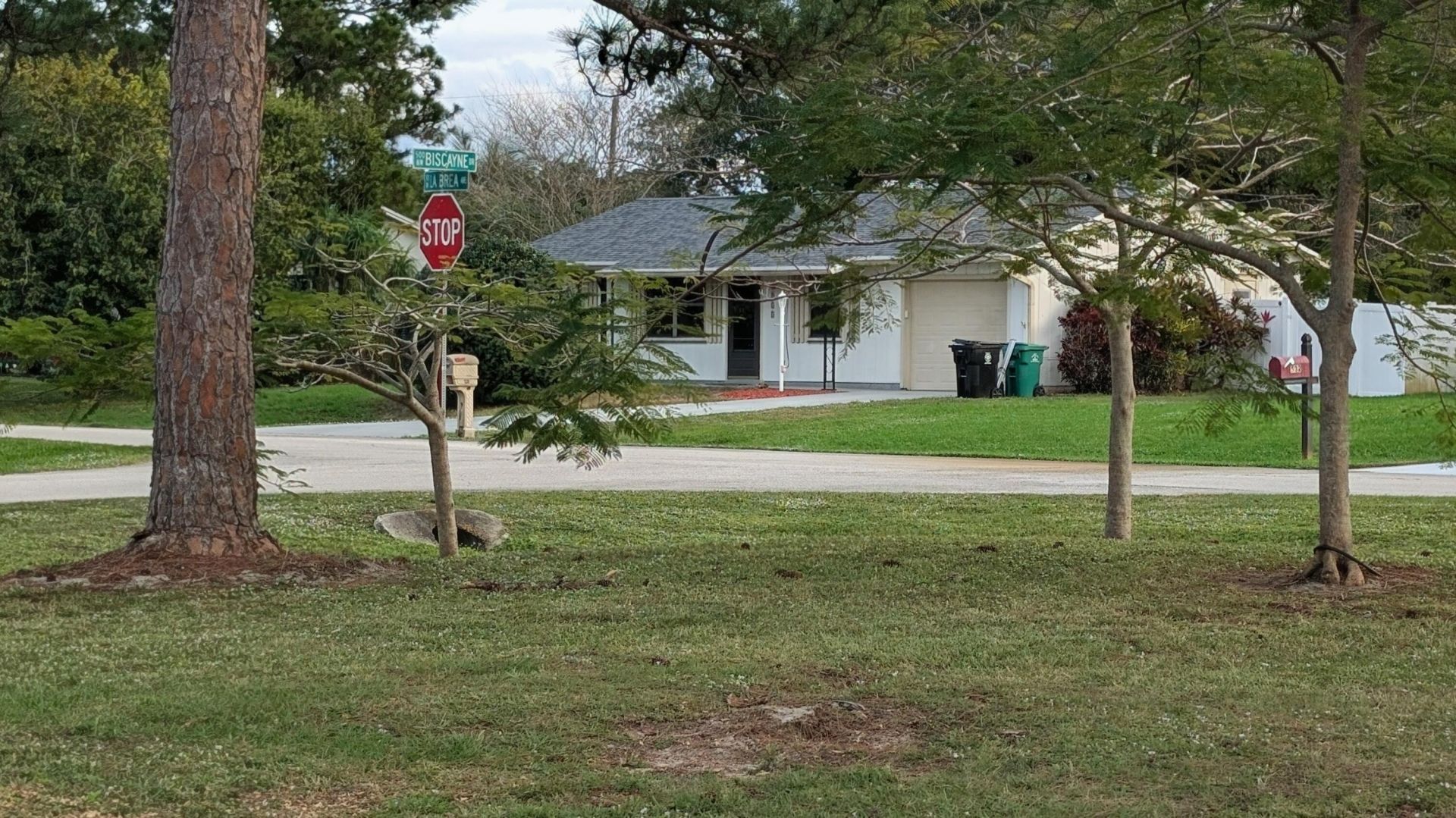 522 NW La Brea Avenue, Port Saint Lucie, FL 34983 Photo