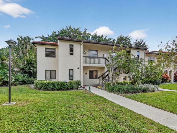 8310 Casa Del Lago, Unit 1b, Boca Raton, FL 33433