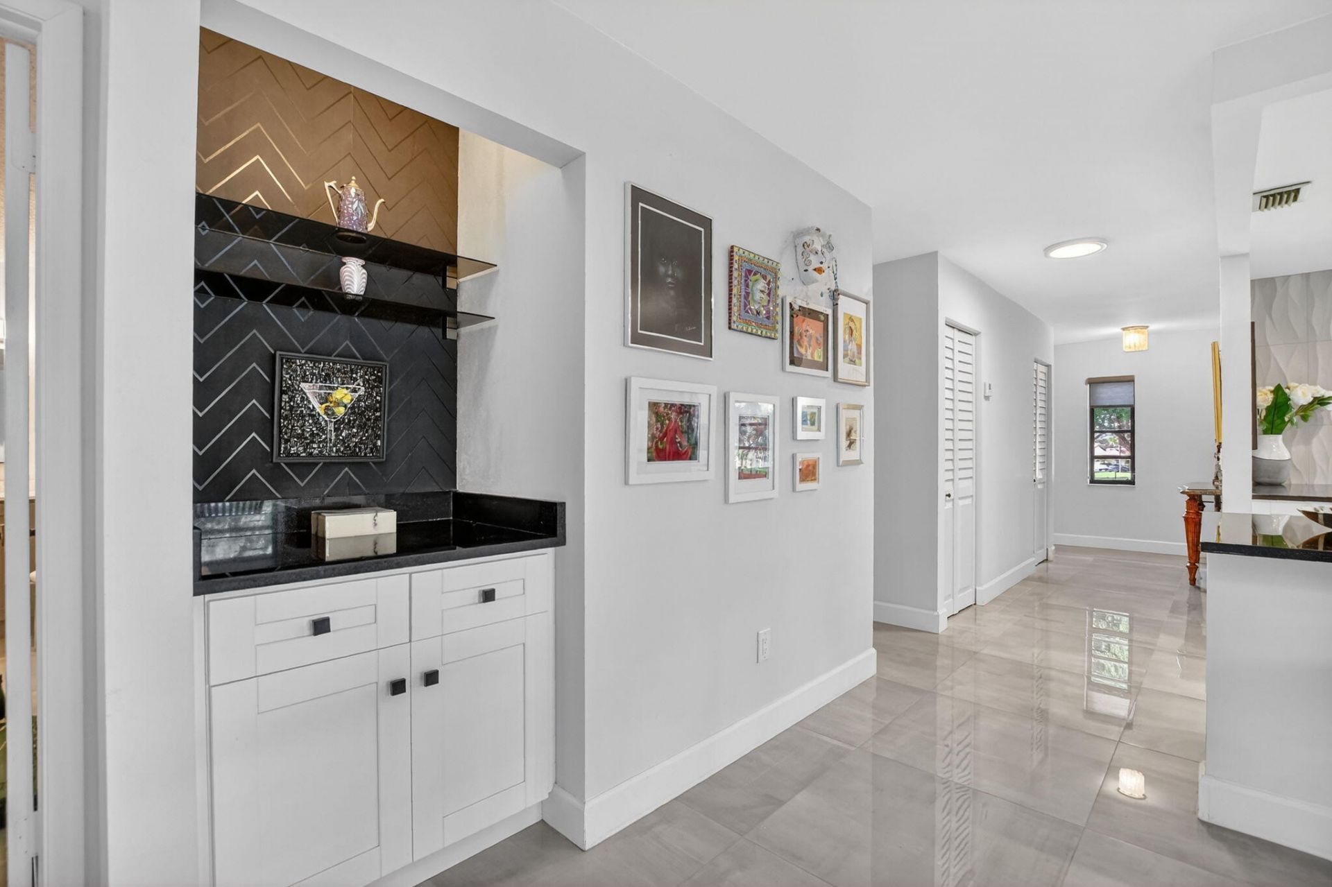 8310 Casa Del Lago, Unit 1b, Boca Raton, FL 33433 Photo