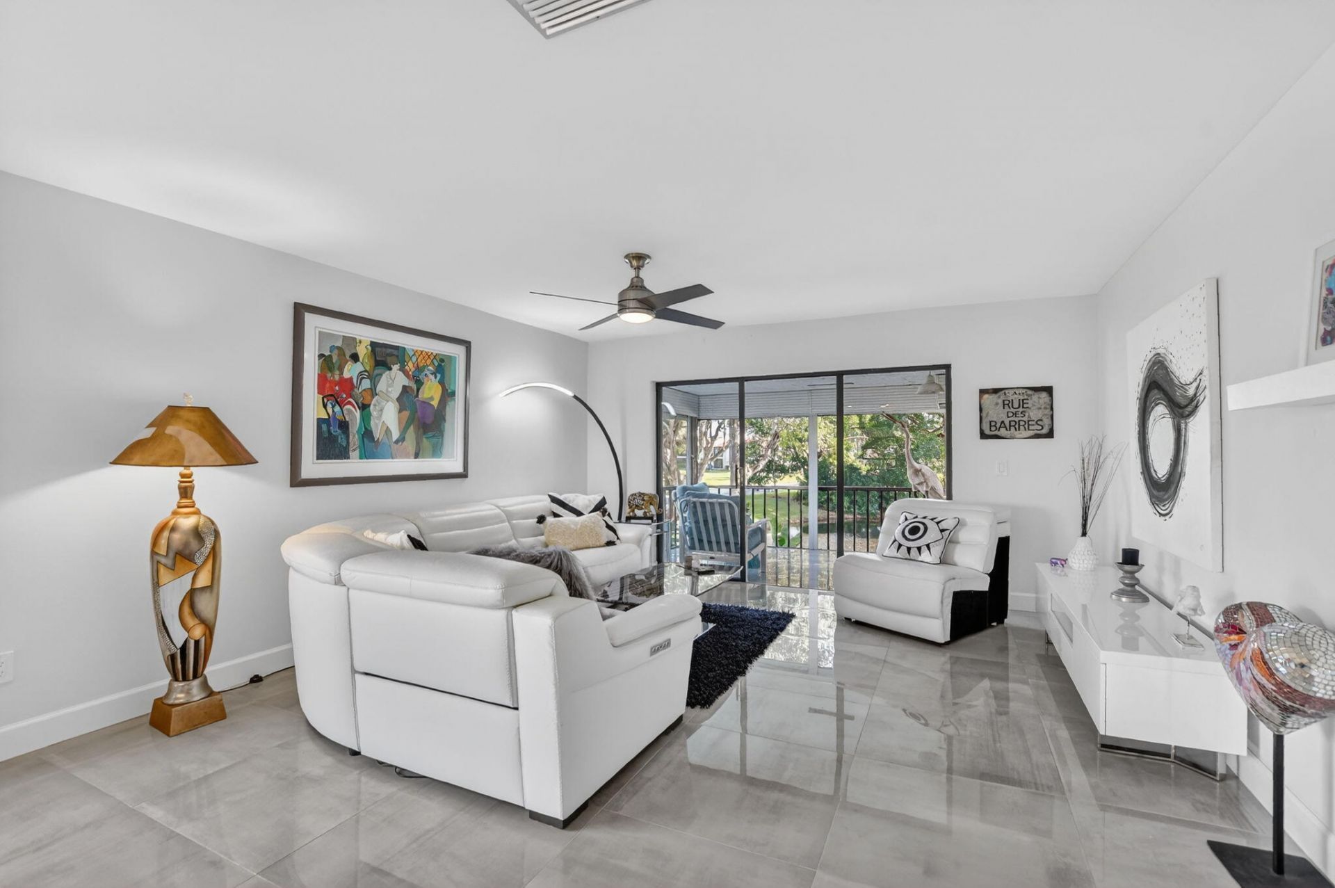 8310 Casa Del Lago, Unit 1b, Boca Raton, FL 33433 Photo