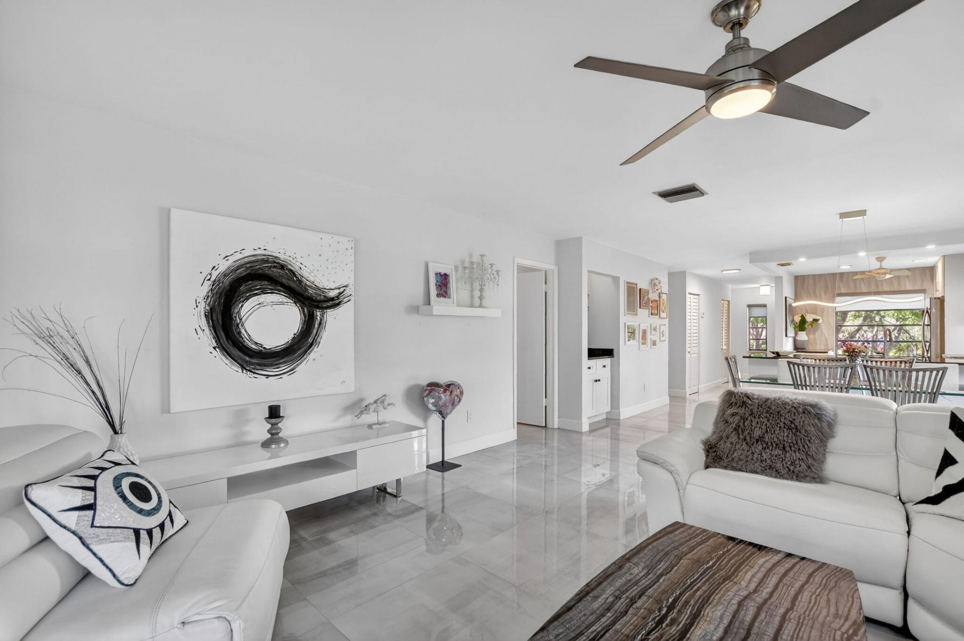 8310 Casa Del Lago, Unit 1b, Boca Raton, FL 33433 Photo