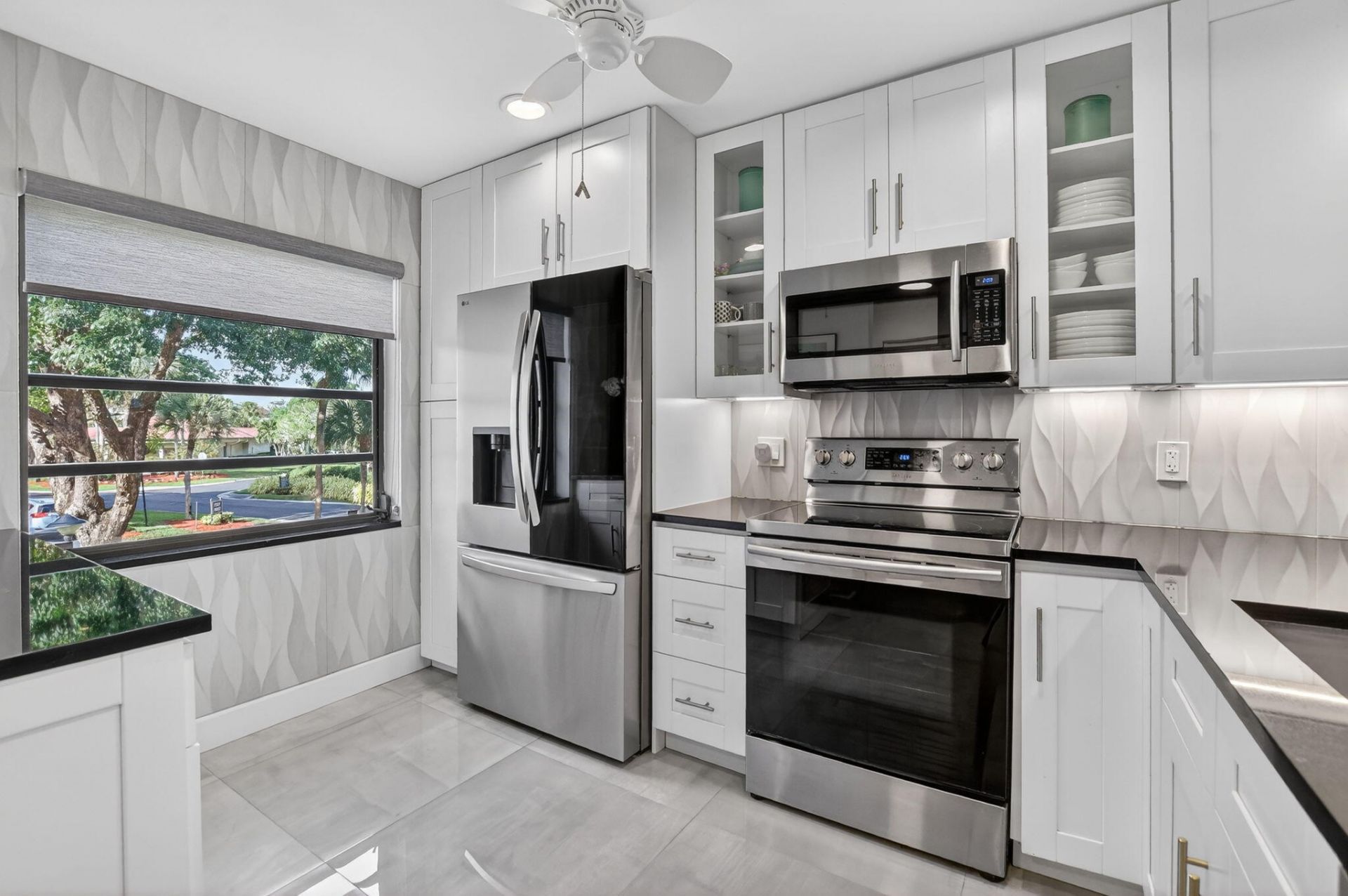 8310 Casa Del Lago, Unit 1b, Boca Raton, FL 33433 Photo