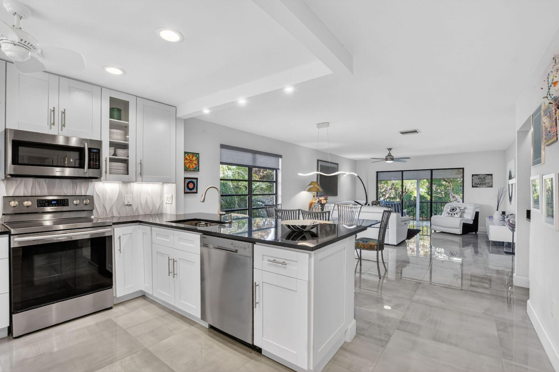 8310 Casa Del Lago, Unit 1b, Boca Raton, FL 33433 Photo