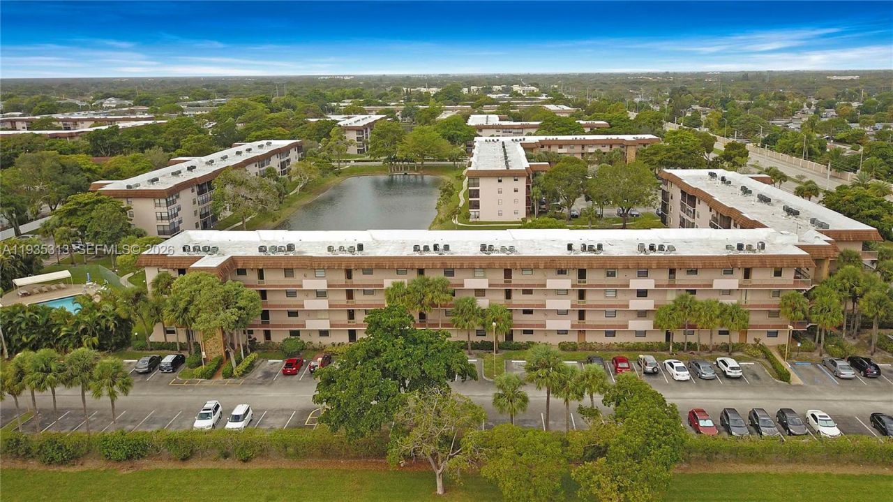 4930 E Sabal Palm Blvd, Unit 306, Tamarac, FL 33319 Photo