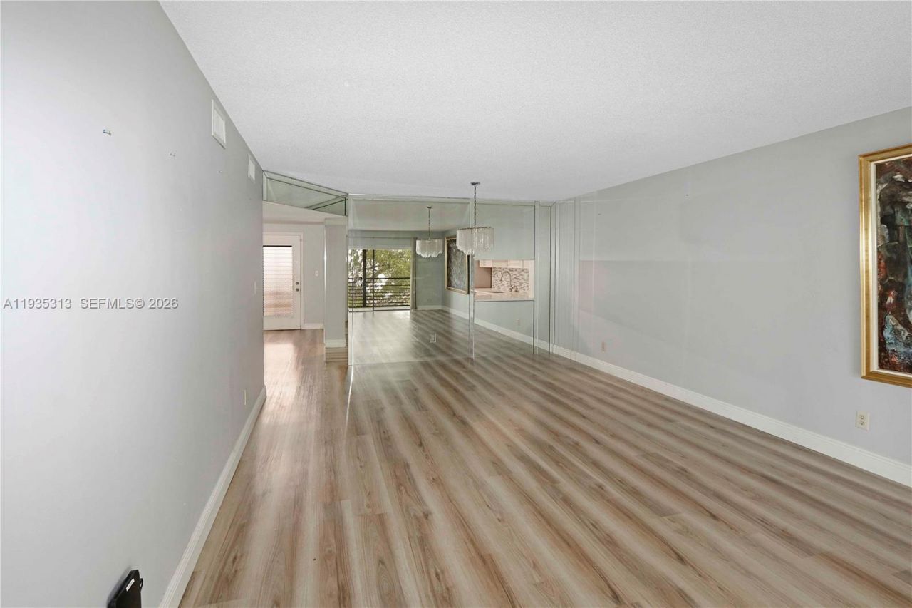 4930 E Sabal Palm Blvd, Unit 306, Tamarac, FL 33319 Photo