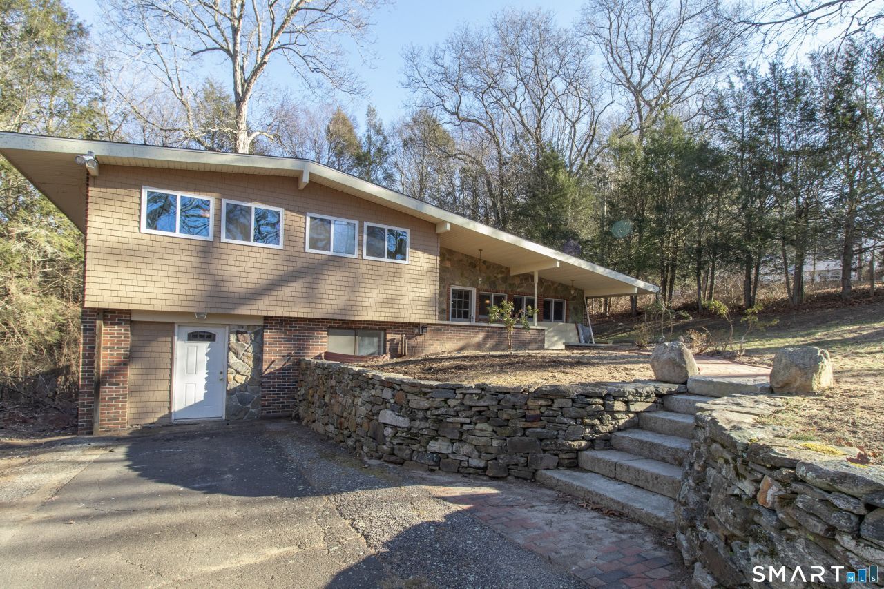 206 North Moodus, East Hampton, CT 06469 Main Photo