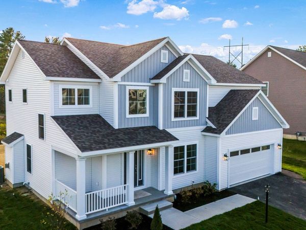 11 Stone Creek Drive, East Greenbush, NY 12061