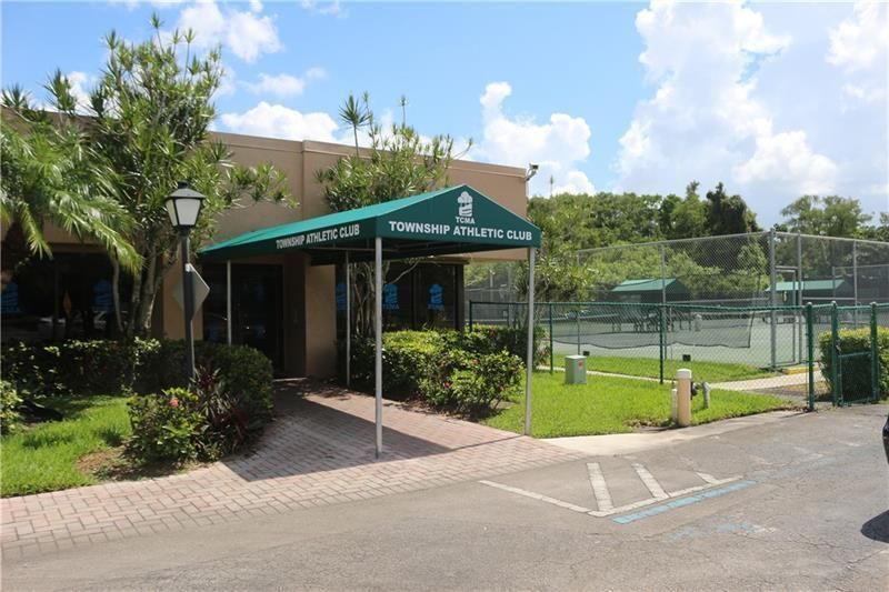 4106 S Carambola Circle, Unit 2107, Coconut Creek, FL 33066 Photo