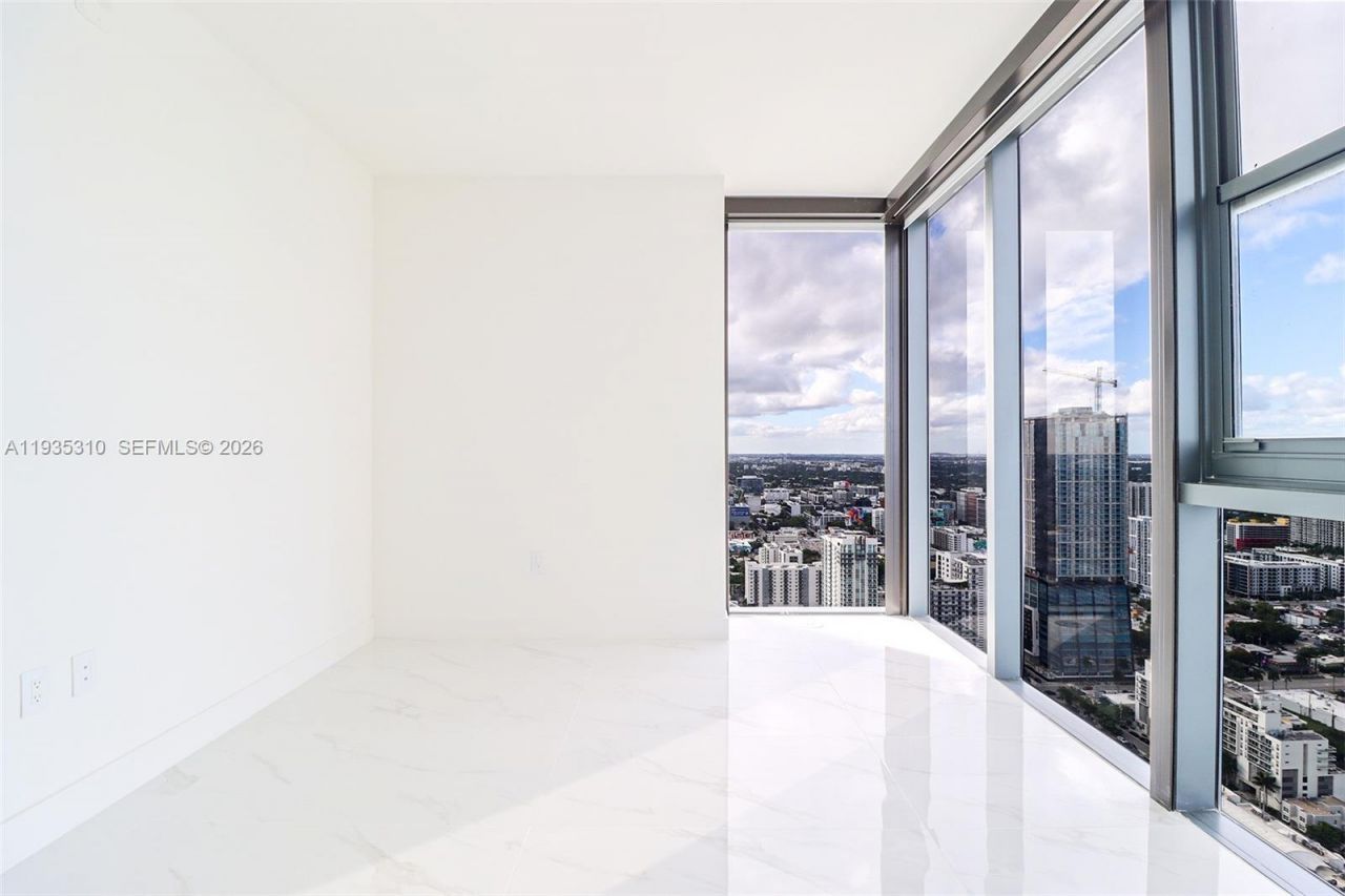 700 NE 24 St, Unit 4201, Miami, FL 33137 Photo