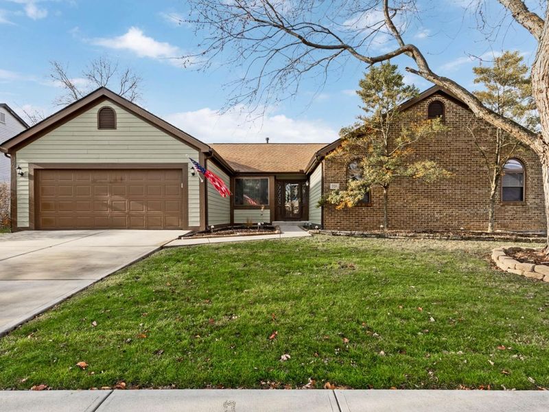 701 Hunters Run, Gahanna, OH 43230 Photo 2