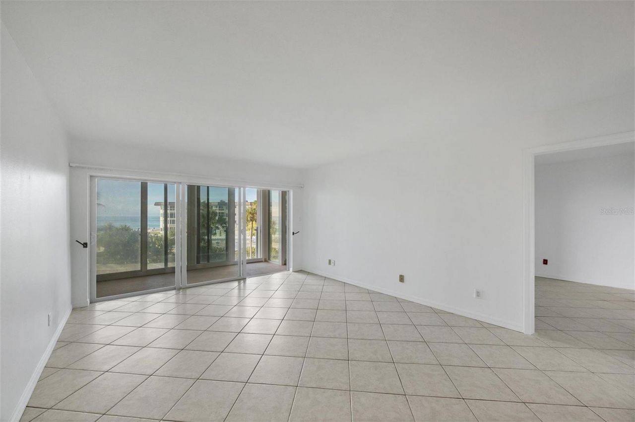 2110 Benjamin Franklin Drive, Unit 303, Sarasota, FL 34236 Photo