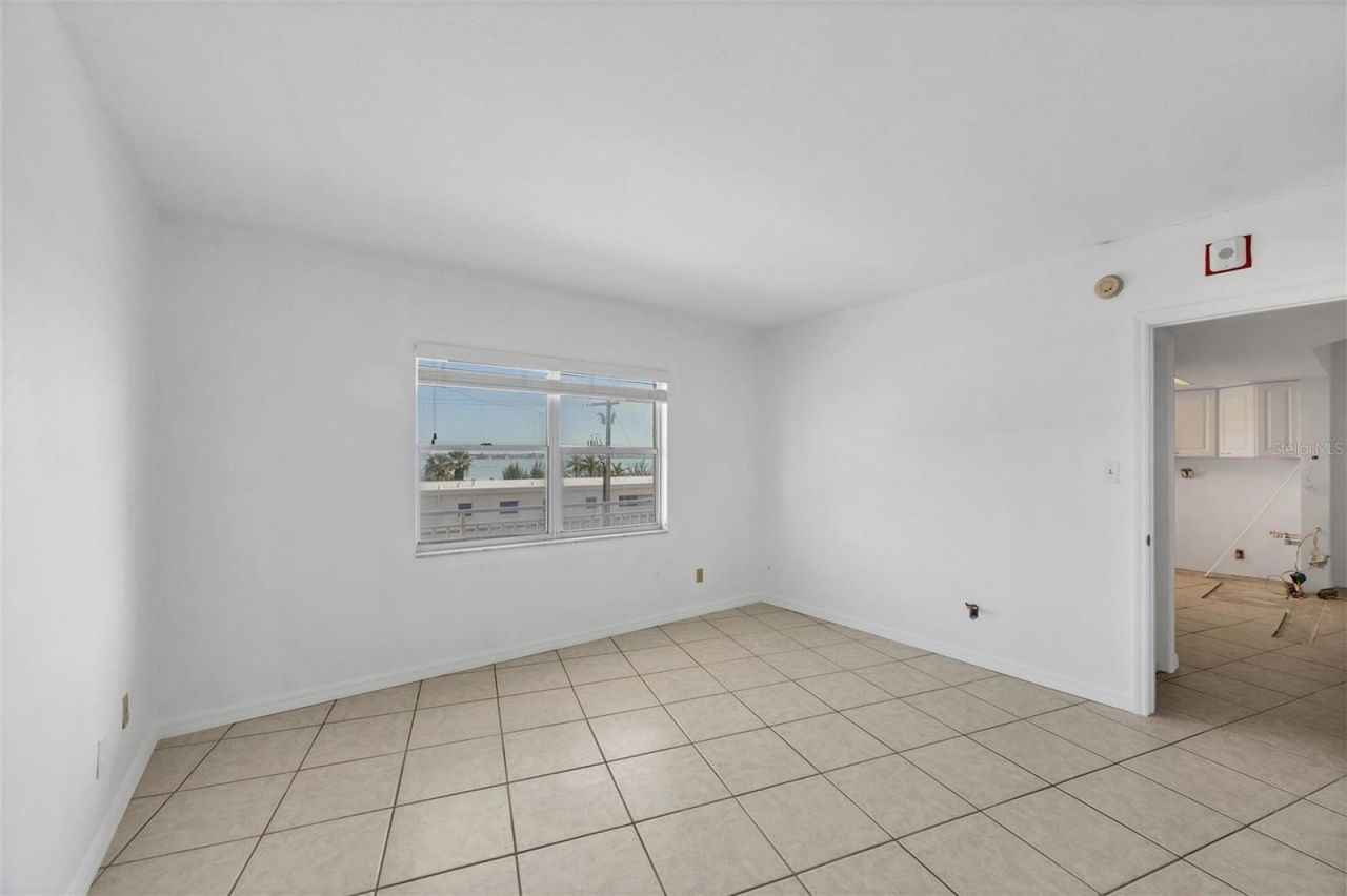 2110 Benjamin Franklin Drive, Unit 303, Sarasota, FL 34236 Photo