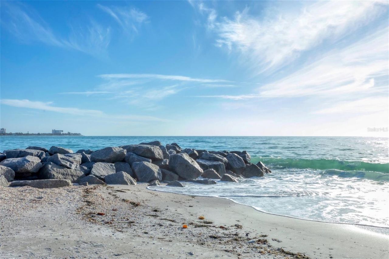 2110 Benjamin Franklin Drive, Unit 303, Sarasota, FL 34236 Photo