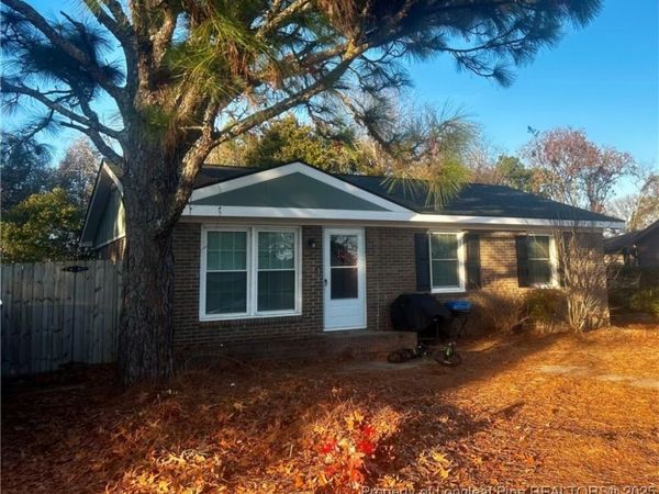 5726 Edmeston Drive, Fayetteville, NC 28311