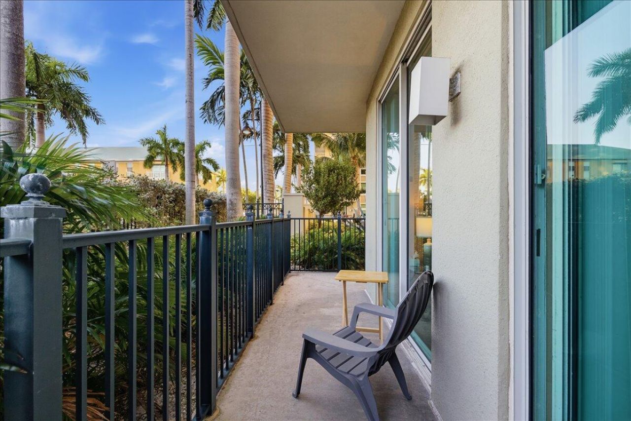 700 E Boynton Beach Boulevard, Unit 101, Boynton Beach, FL 33435 Photo