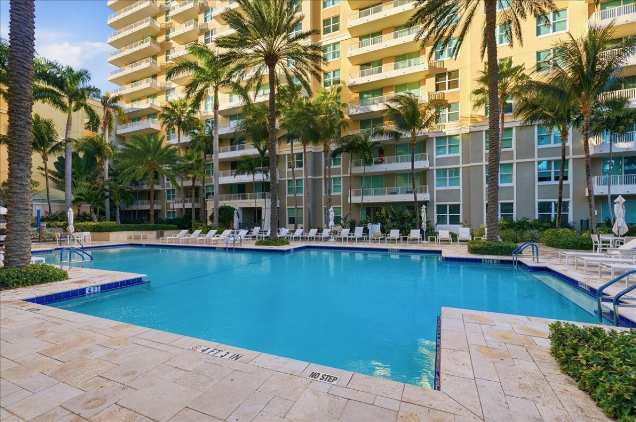 700 E Boynton Beach Boulevard, Unit 101, Boynton Beach, FL 33435 Photo